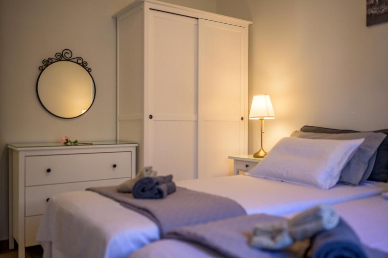 Villa Veneto Luxury Holidays Melíszia Kültér fotó